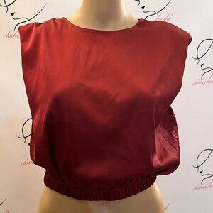 Charisma. Size Small. Satin Sleeveless Lined Top. Encased Shoulder Pads. B15